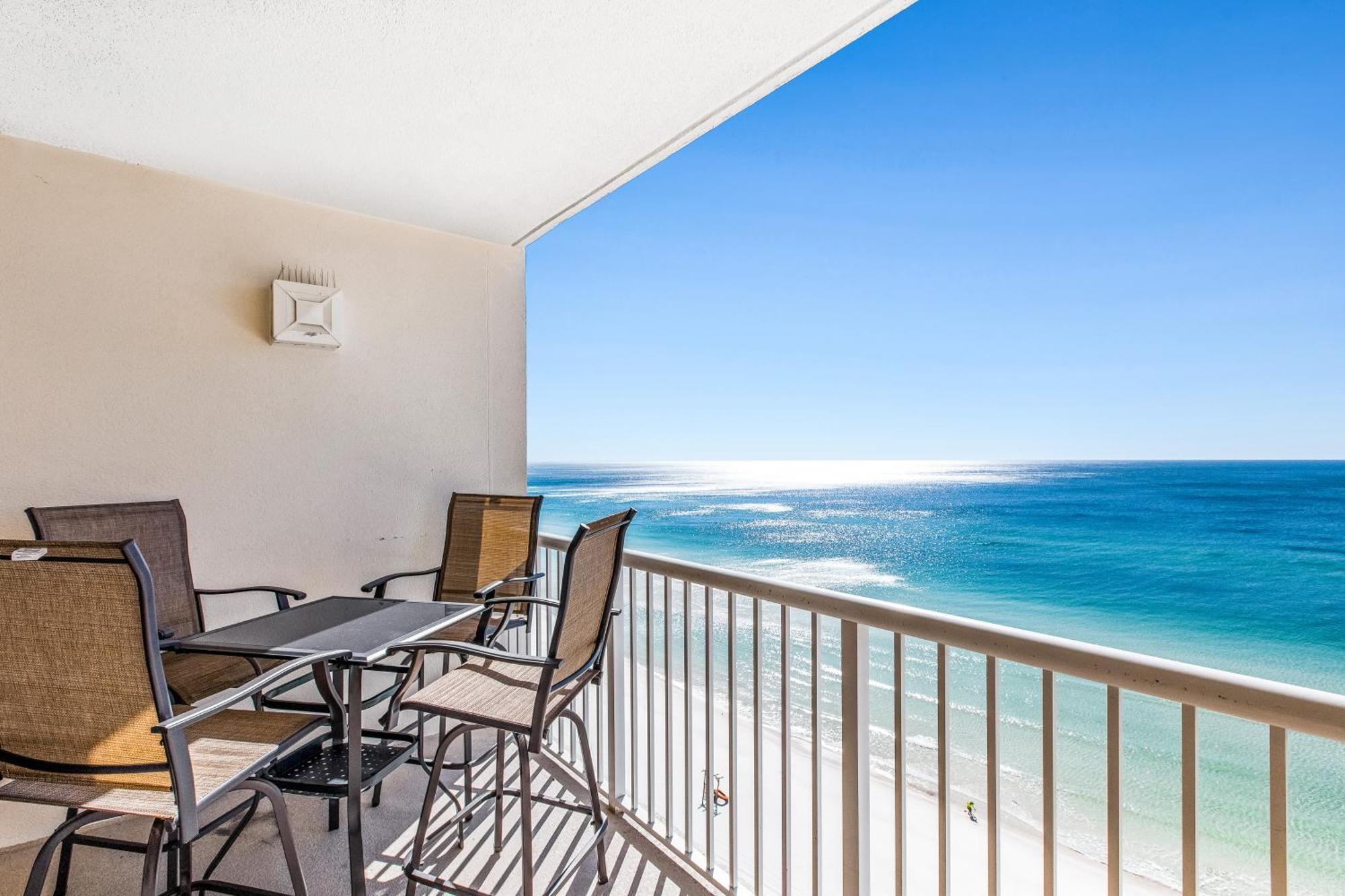 Majestic Tower 1 #1203 Apartamento